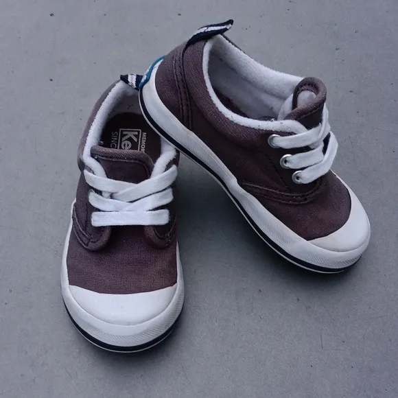Keds Heritage Brand Kids Graham Canvas(Toddler) Lo Cut Sneakers