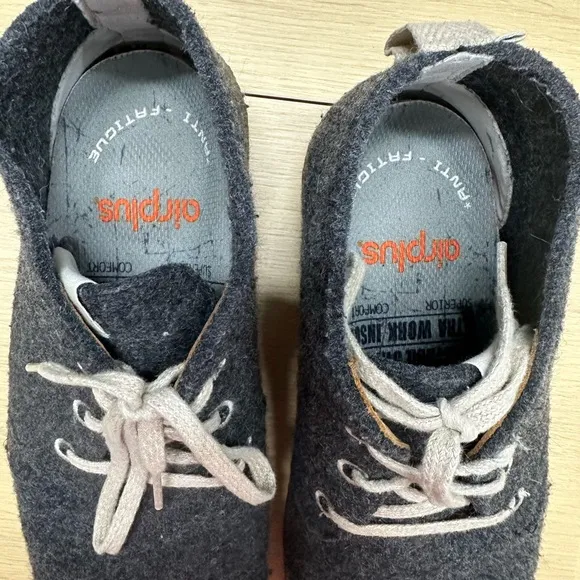 Keen® Mosey Chukka Boot Grey Felt/Birch Size 9 EUC