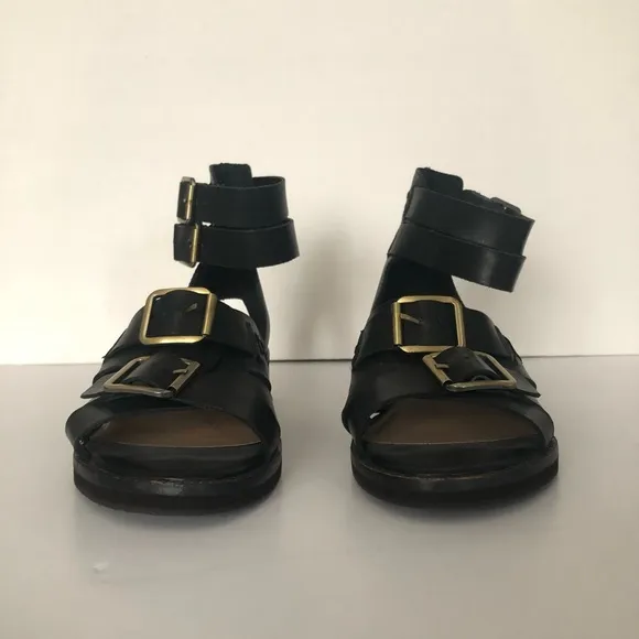 Kelsi Dagger Brooklyn Twisted Buckle Sandals Black Leather Size 7