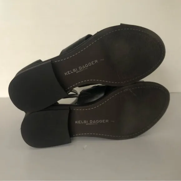 Kelsi Dagger Brooklyn Twisted Buckle Sandals Black Leather Size 7