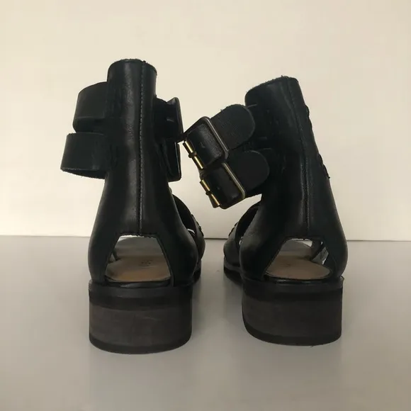 Kelsi Dagger Brooklyn Twisted Buckle Sandals Black Leather Size 7