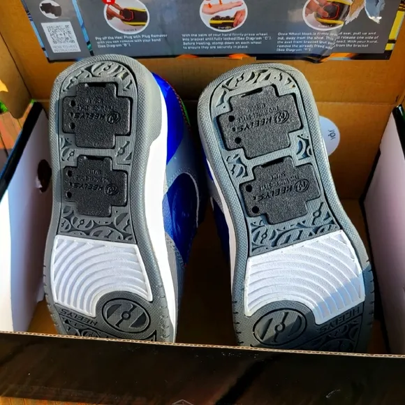 Kids' Cosmical X2 Heelys Skate Shoes W/Wheels Sneakers Grey Navy Red Multi  13C