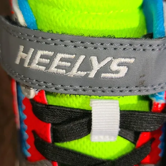 Kids' Cosmical X2 Heelys Skate Shoes W/Wheels Sneakers Grey Navy Red Multi  13C