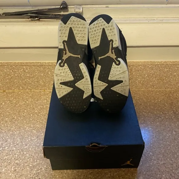 kids Jordan 6 retro black metallic chrome shoes size 1