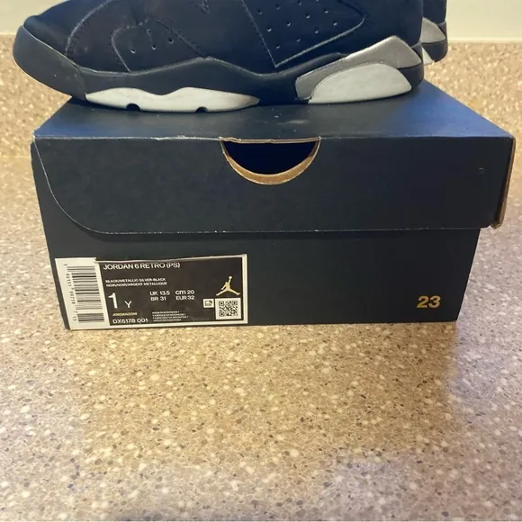 kids Jordan 6 retro black metallic chrome shoes size 1