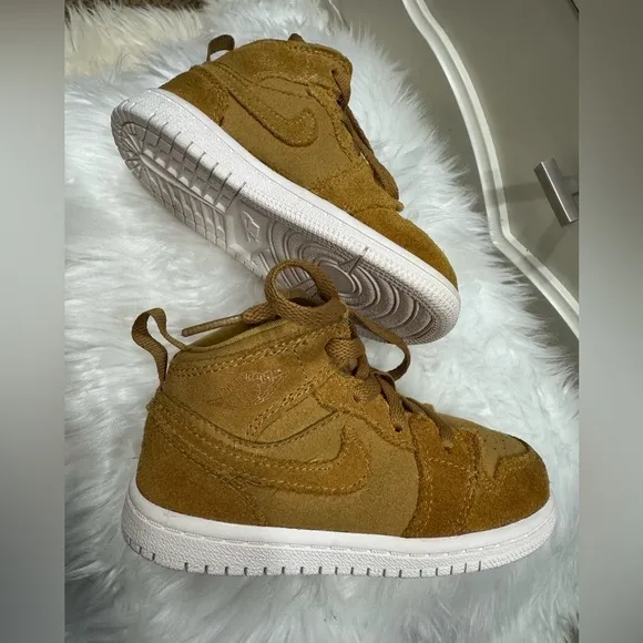 Kids Nike Air Jordan 1 Retro Mid BT 'Wheat' 2017