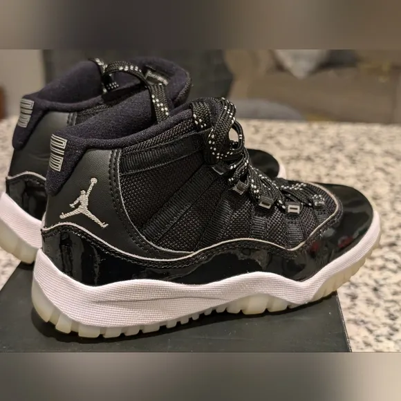 Kids size 12C Air Jordan Retro 11 Jubilee 25th Anniversary