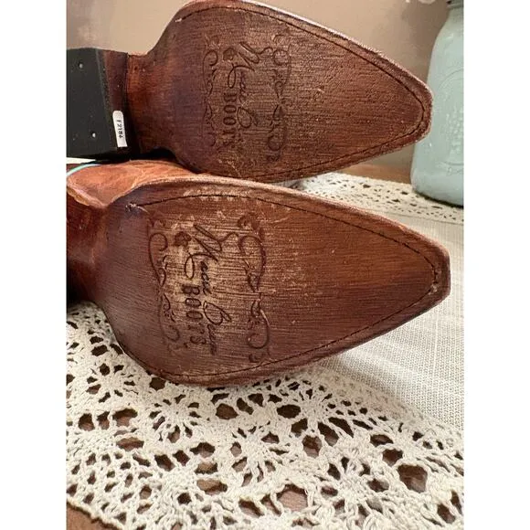 Kids Size 2 Floral Embroidered Western Cowgirl Boot by Macie Bean Boho NEW