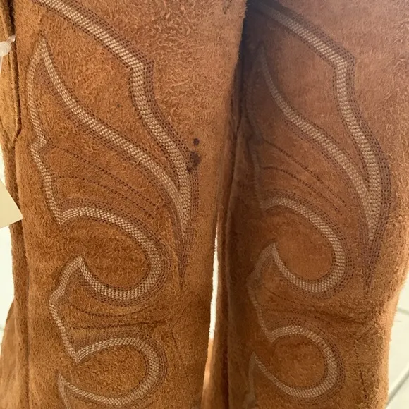 King Ranch Suede Heeled Cowboy Western Boho Rodeo Tan Boots