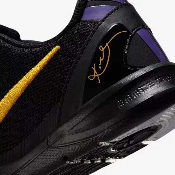 Kobe VIII Nike Sneakers