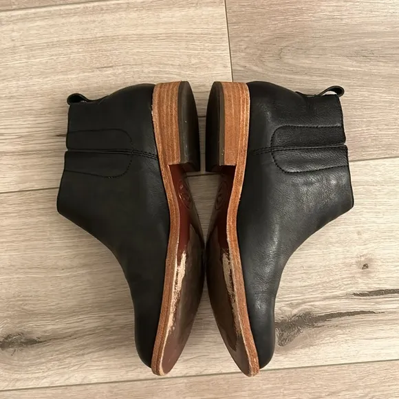 Kork-Ease Black Leather Velma Ankle Boots