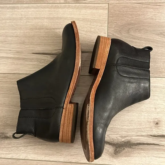 Kork-Ease Black Leather Velma Ankle Boots