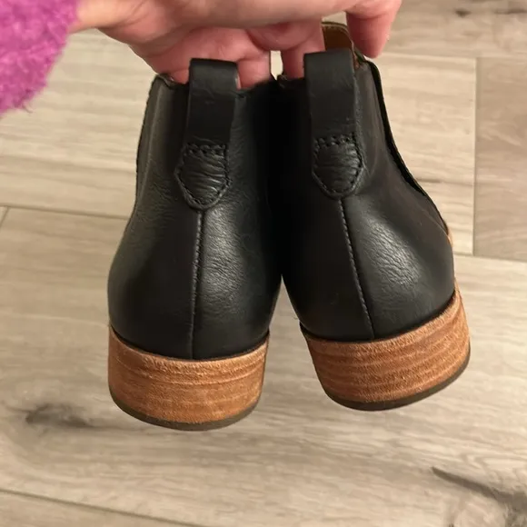Kork-Ease Black Leather Velma Ankle Boots