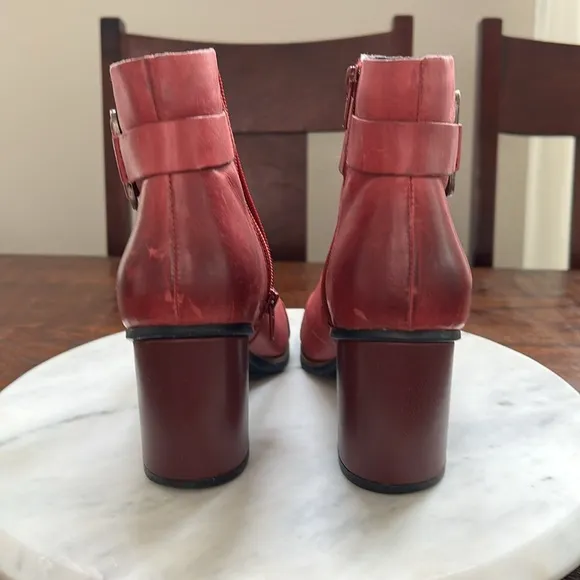 KORK EASE Red Decola Moto Block Heel Distressed Leather Ankle Booties Boots