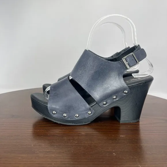 Korks By Kork Ease Sandals Women's 7 Black Leather Platform Strappy Studded Shoe