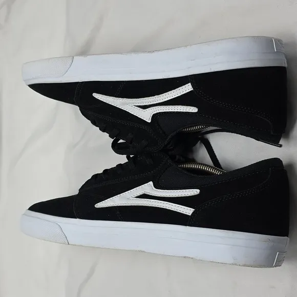 LAKAI GRIFFIN CAMBRIDGE BLACK SUEDE LACE UP MENS LOW TOP MEN 13 SKATEBOARD SHOE