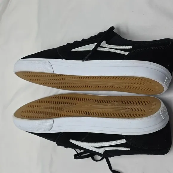 LAKAI GRIFFIN CAMBRIDGE BLACK SUEDE LACE UP MENS LOW TOP MEN 13 SKATEBOARD SHOE