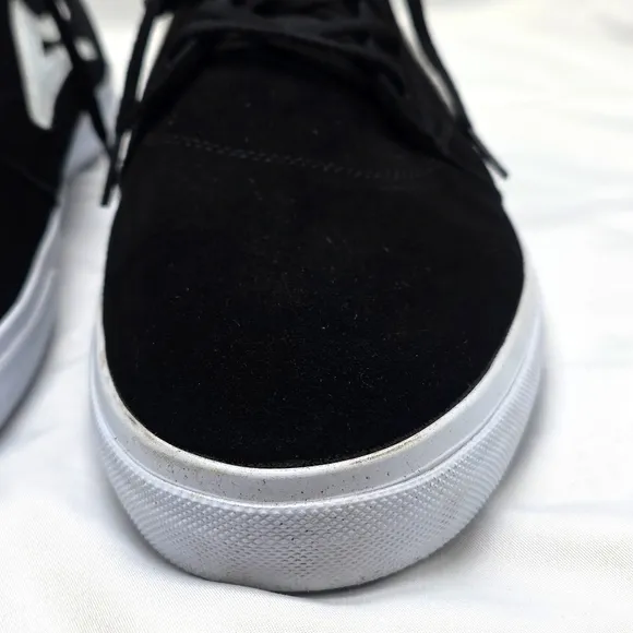 LAKAI GRIFFIN CAMBRIDGE BLACK SUEDE LACE UP MENS LOW TOP MEN 13 SKATEBOARD SHOE