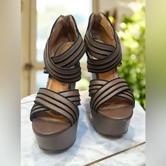 L.A.M.B. Y2K 90s Bernadette Leather Sandals Wedges Heels Size 7.5
