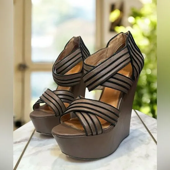 L.A.M.B. Y2K 90s Bernadette Leather Sandals Wedges Heels Size 7.5