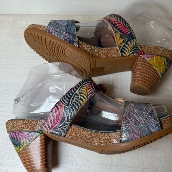 L'Artiste By Spring Step D-Erbal-NM Slide Sandals Floral Velcro Size 39 or 8.5