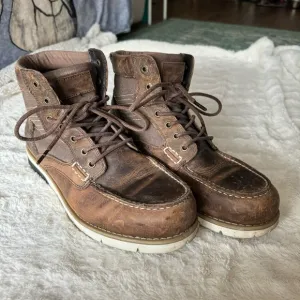 Levi’s men’s lace up boots