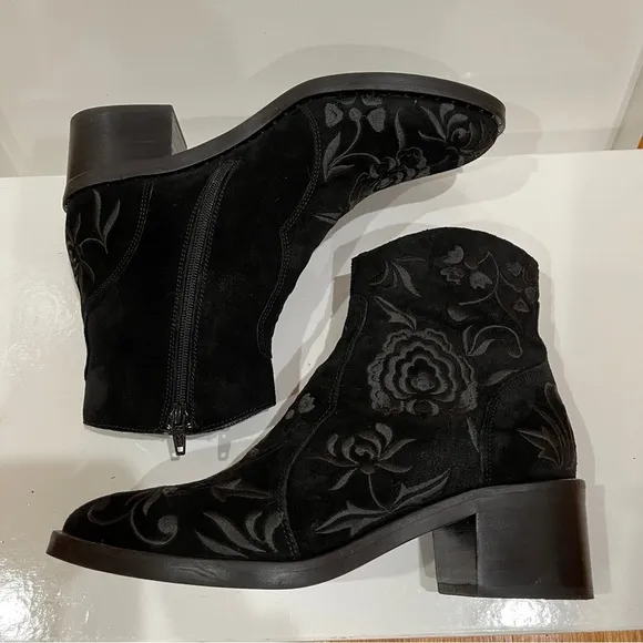 L’idea by Lori Womens Studded Embroidered Boho Ankle Boots sz 39 9 Black Suede