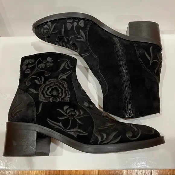 L’idea by Lori Womens Studded Embroidered Boho Ankle Boots sz 39 9 Black Suede