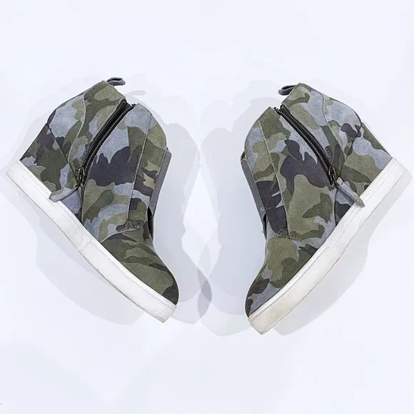 LINEA Paolo 7.5 Felicia Platform Wedge Sneaker Bootie Camo Zip Ankle Shootie