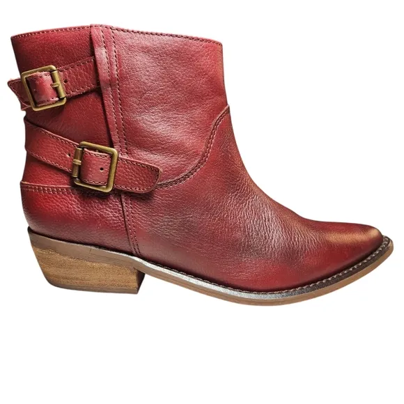 Lucky Brand Caelyn Red Leather Boots Booties Western Gold Buckle Cowboy Boho 7