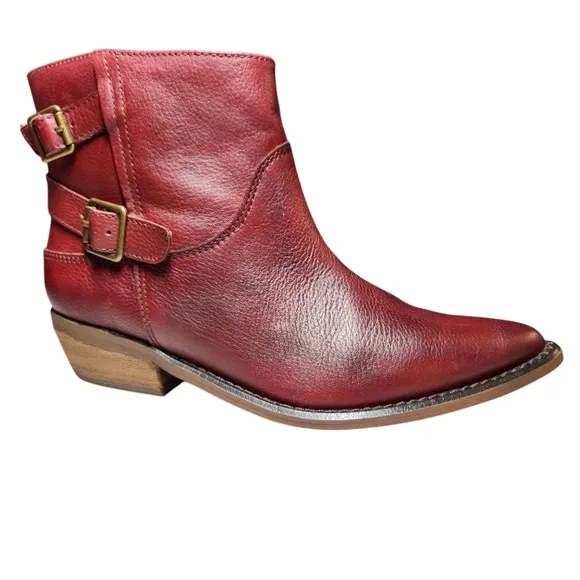 Lucky Brand Caelyn Red Leather Boots Booties Western Gold Buckle Cowboy Boho 7