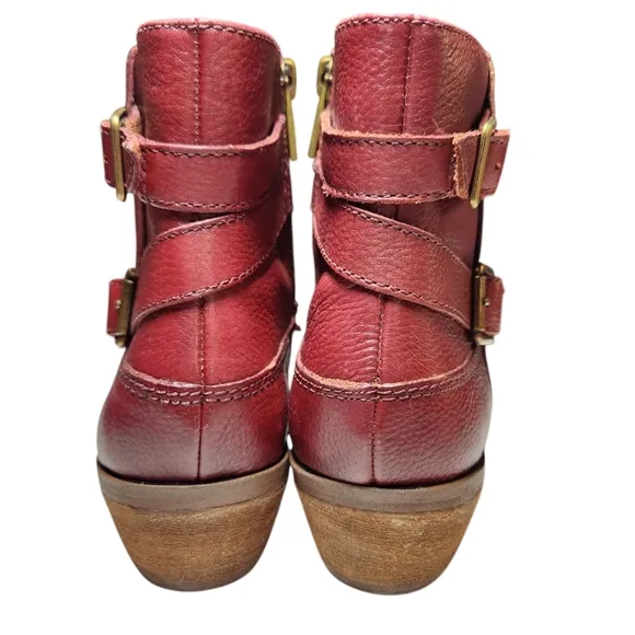 Lucky Brand Caelyn Red Leather Boots Booties Western Gold Buckle Cowboy Boho 7