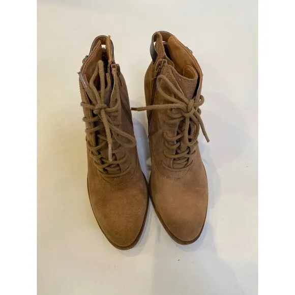 Lucky Brand Echoh Sesame Lace Zipper Ankle Bootie Heels EUC Sz 7.5 Leather Suede