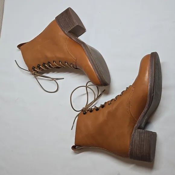 Madewell Patti Lace-up Boots English Saddle Womens Size 6