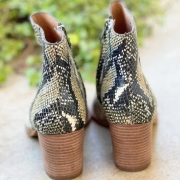 Madewell Rosie Snakeskin Heeled Booties Ankle Boots Neutral Boho Python 7 New