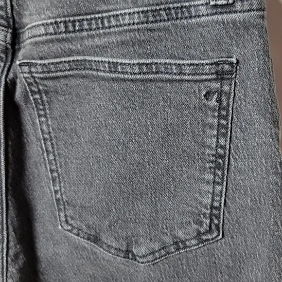 Madewell The Perfect Vintage Straight Distressed Jeans with Fringed Hem 24
