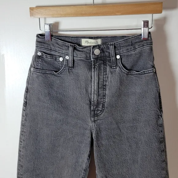 Madewell The Perfect Vintage Straight Distressed Jeans with Fringed Hem 24