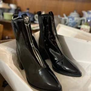 Maison Shoeshibar Copenhagen | Designer Patent Leather Boots | NWB | FLAW | RARE