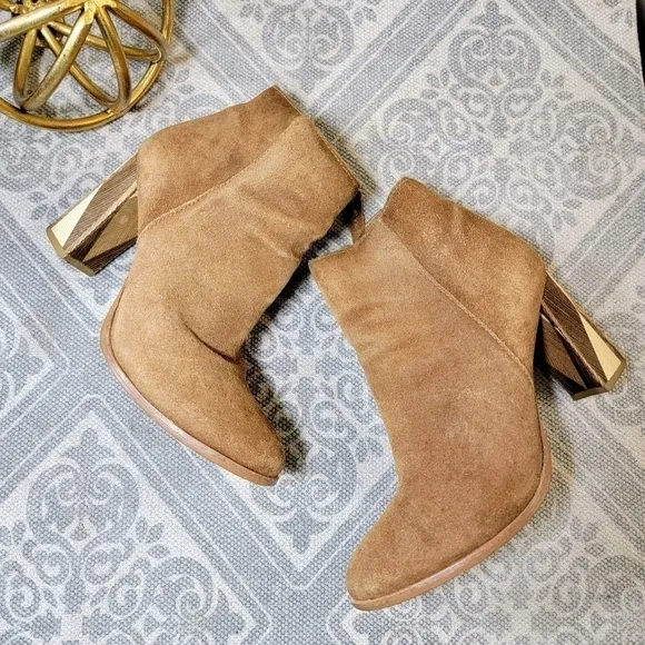 Matisse Katherine Tan Suede Booties Ankle Boots Geometric wood block heel Size 7