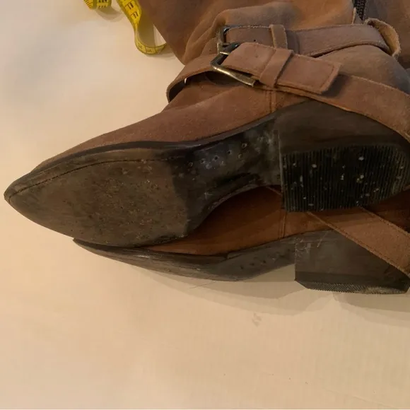 MATISSE SUEDE WESTERN, COWGIRL, BOHO BOOTS W/ ANKLE HARNESS &amp; BUCKLES