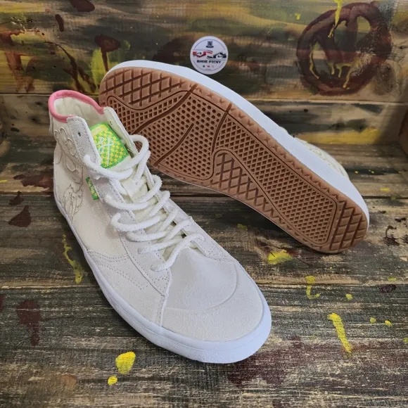 Men Vans athletic‎ shoes size 10.5 new