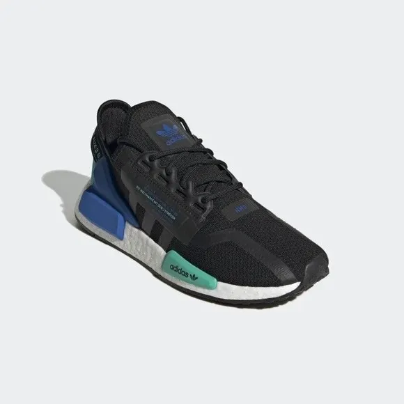 MENS Adidas Ori ginals NMD R1 V2  Boost Shoes Black FY5922
