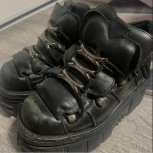 Men's Black Boat Shoes