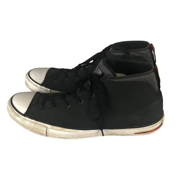 Men's Converse Chuck Taylor's All Star Syde Street Mid-Top sneakers. Size 13