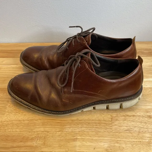 Men’s Ecco Brown Leather Hybrid Oxford Dress Shoes