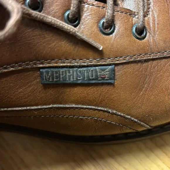 Mephisto men’s  Lace Up Shoes Color: Brown | Size: 9.5