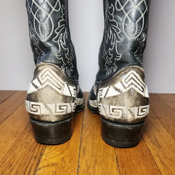 MEZCALERO Black Horse Embroidered Cowboy Boots