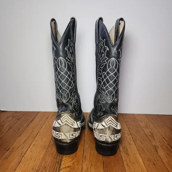 MEZCALERO Black Horse Embroidered Cowboy Boots