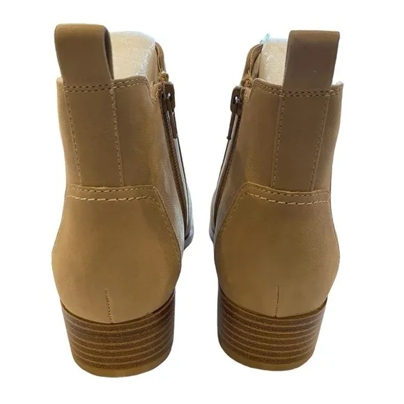 MIA Belle Bootie in Stone Tan NIB Size 7