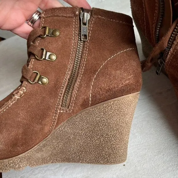 MIA WEDGE BOOTS BRAND BOHO MOCCASIN Size 6